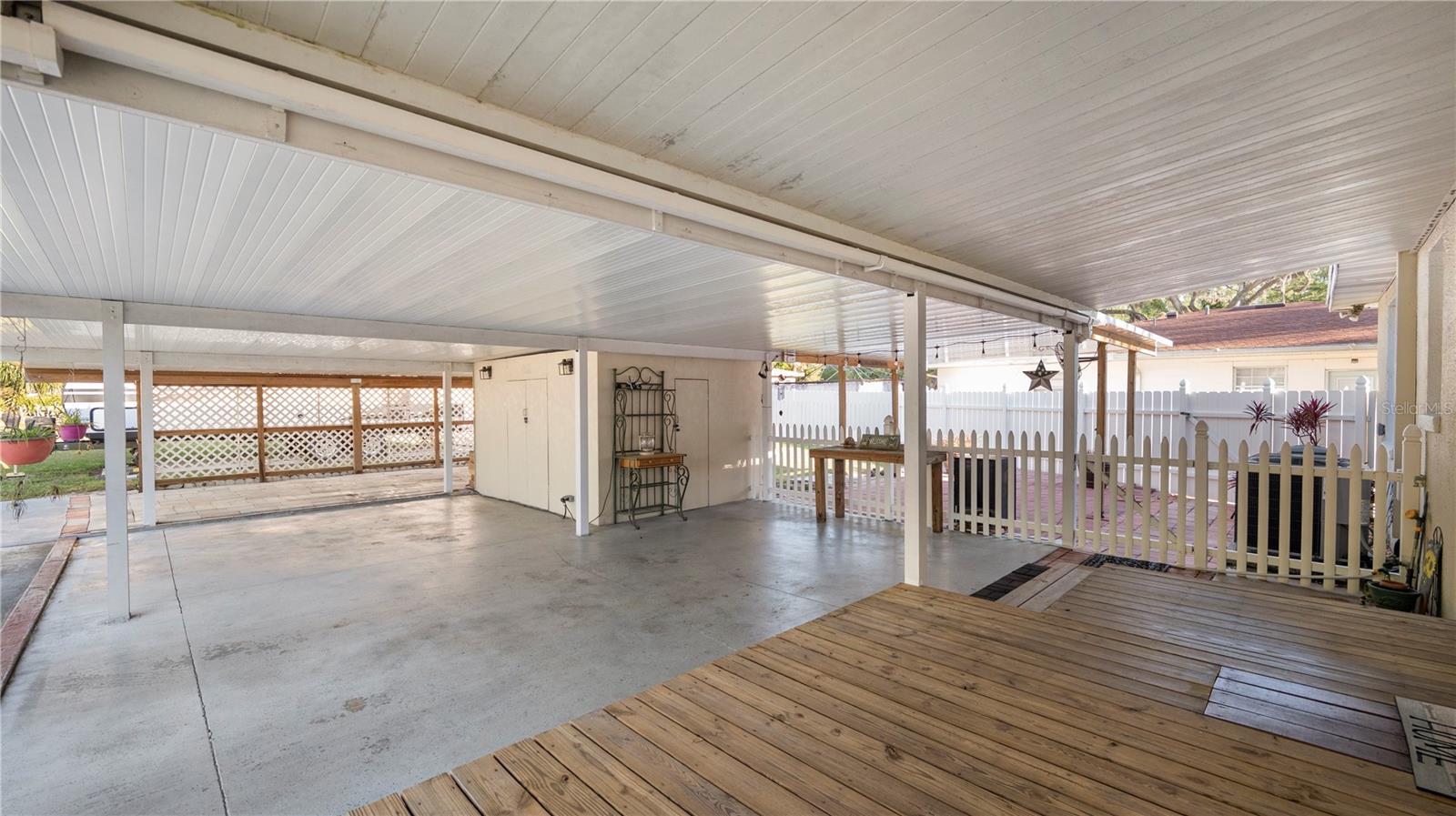 2104 W END AVE, LAKELAND, FL, 33803