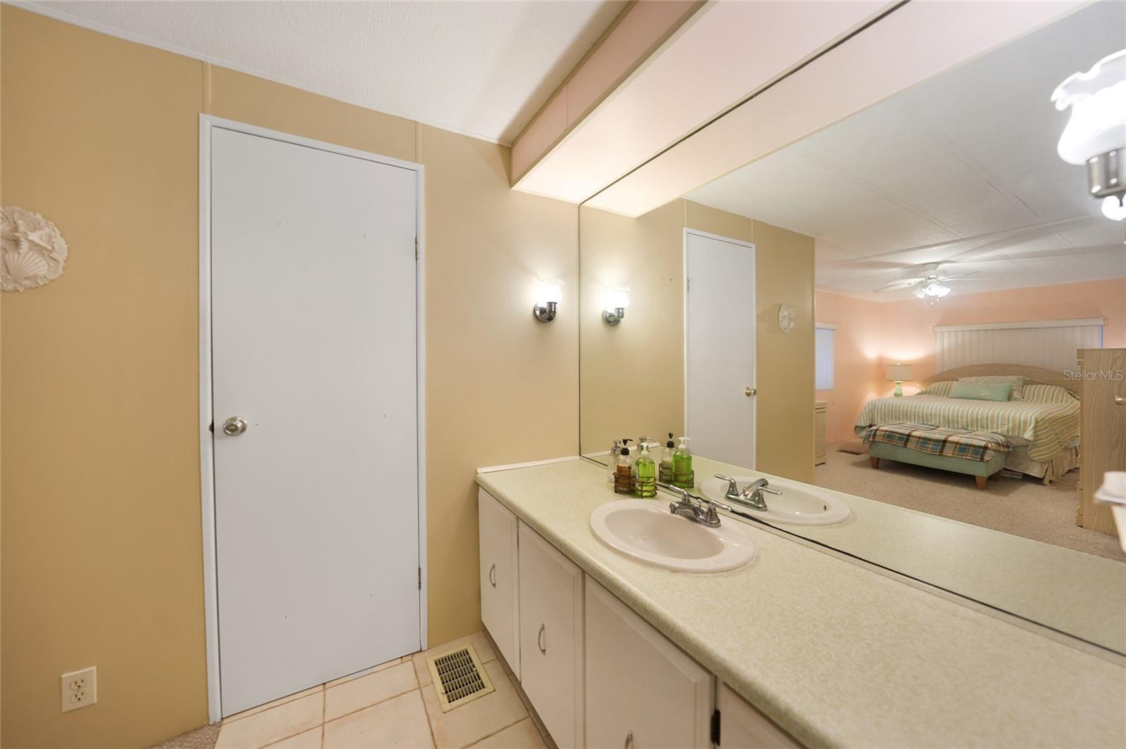 1319 SANDERLING DR, ENGLEWOOD, FL, 34224