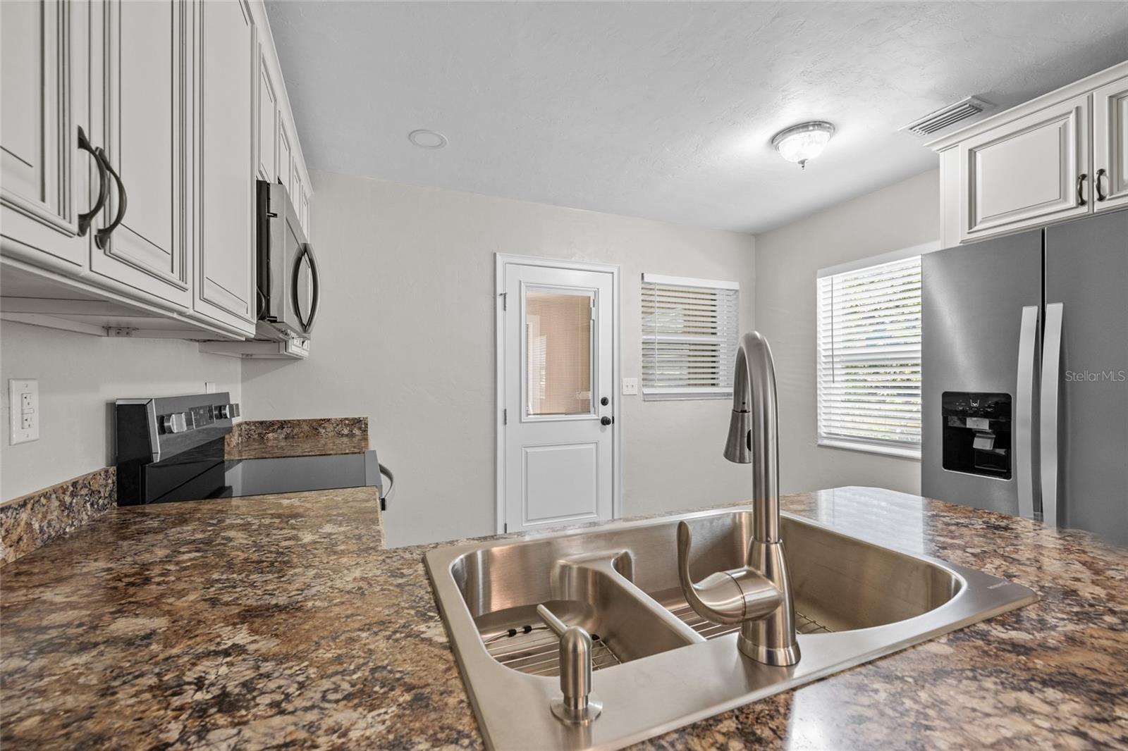 429 SE 2ND AVE, WILLISTON, FL, 32696