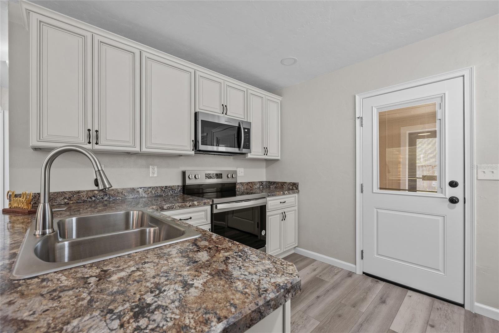 429 SE 2ND AVE, WILLISTON, FL, 32696