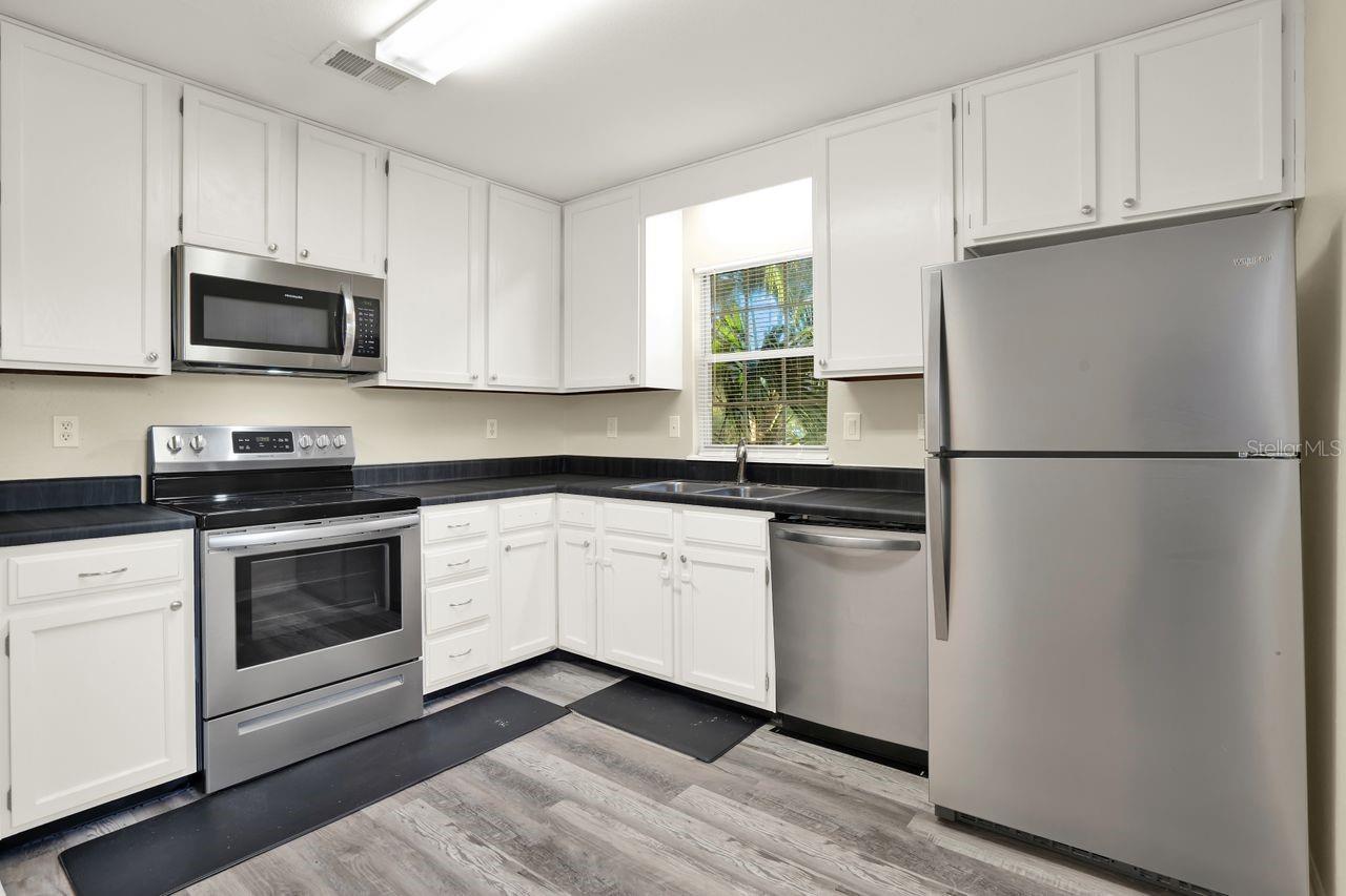 2202 CLUBSIDE DR #2202, LONGWOOD, FL, 32779