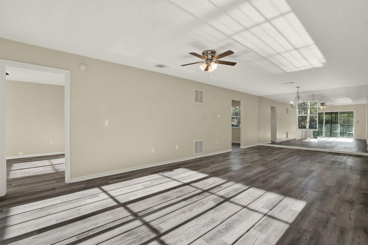 2202 CLUBSIDE DR #2202, LONGWOOD, FL, 32779
