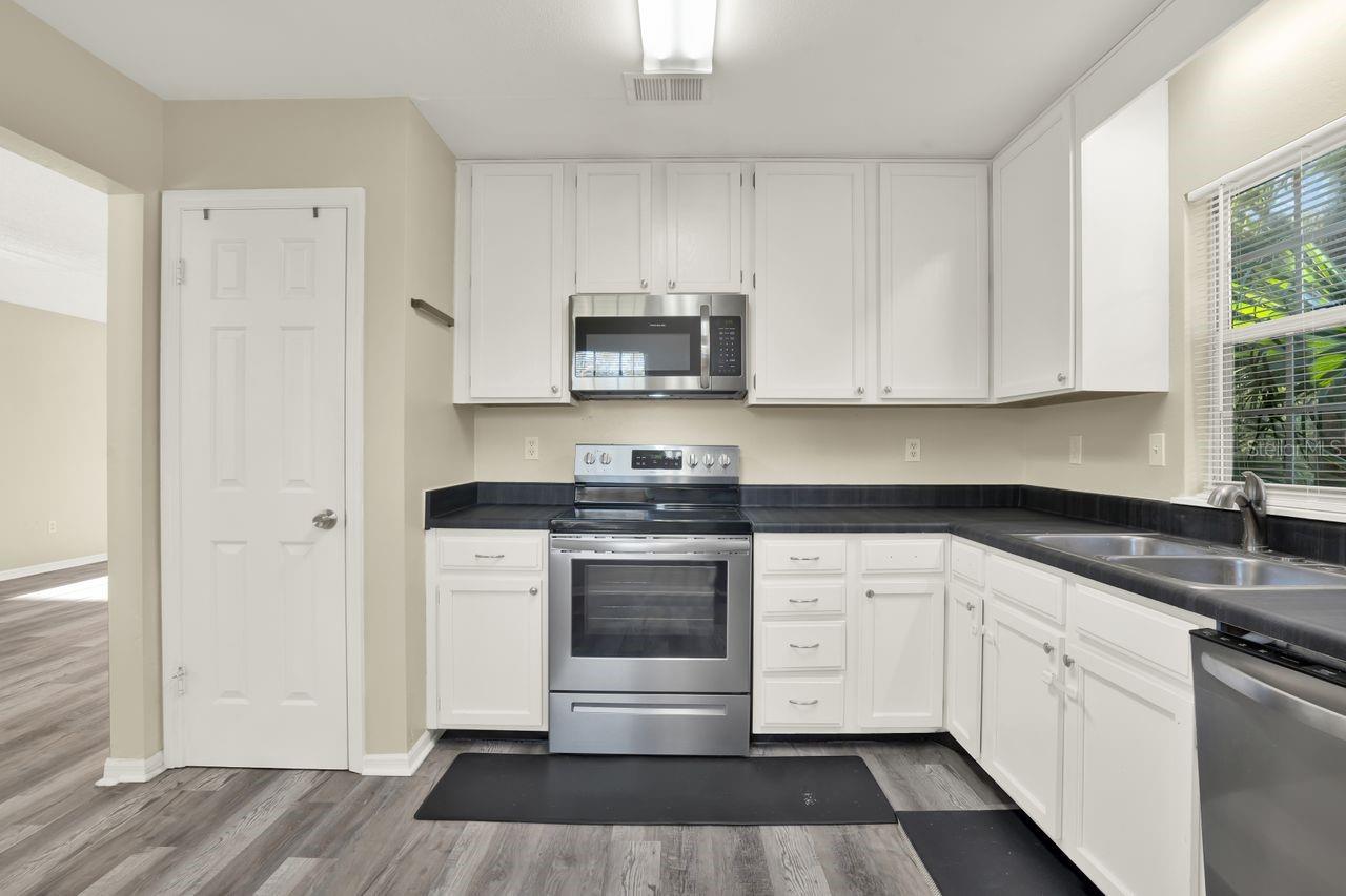 2202 CLUBSIDE DR #2202, LONGWOOD, FL, 32779