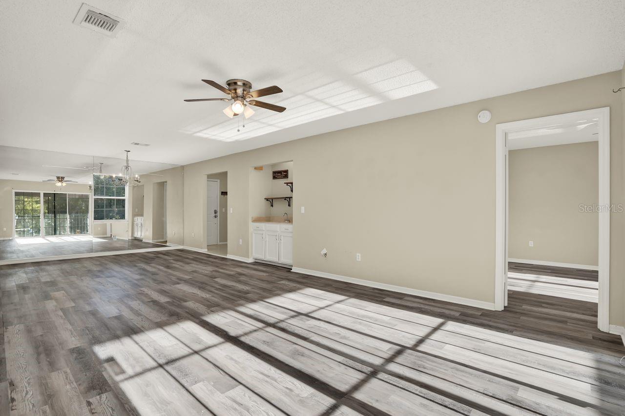 2202 CLUBSIDE DR #2202, LONGWOOD, FL, 32779