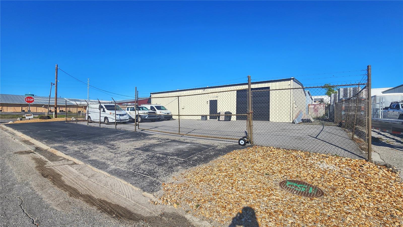 6802 COMMERCE AVE, PORT RICHEY, FL, 34668