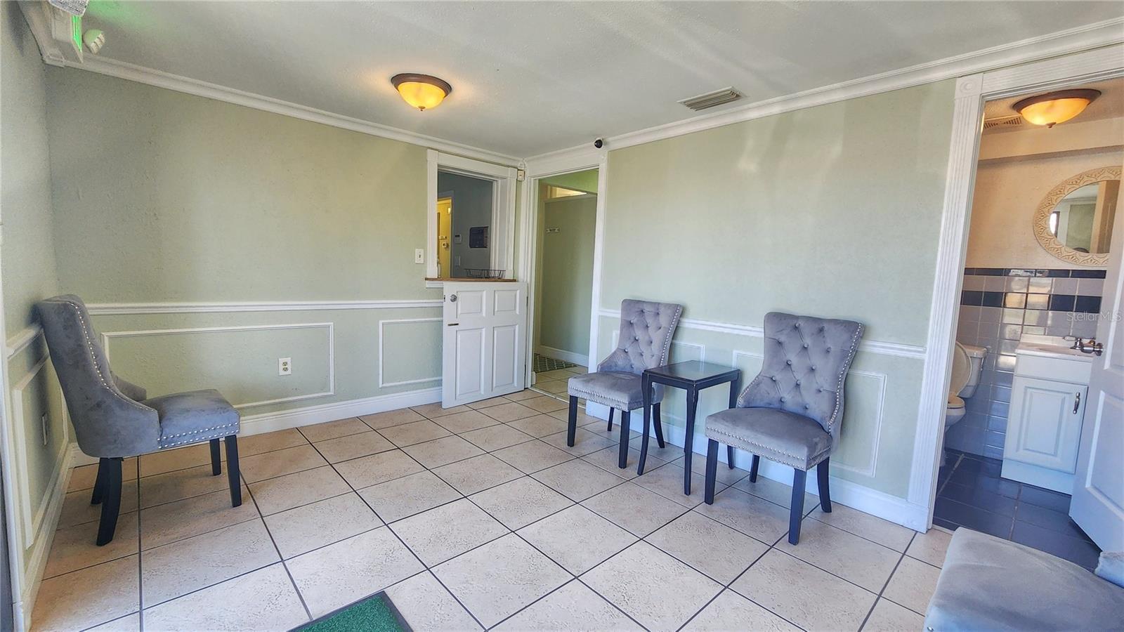 6802 COMMERCE AVE, PORT RICHEY, FL, 34668