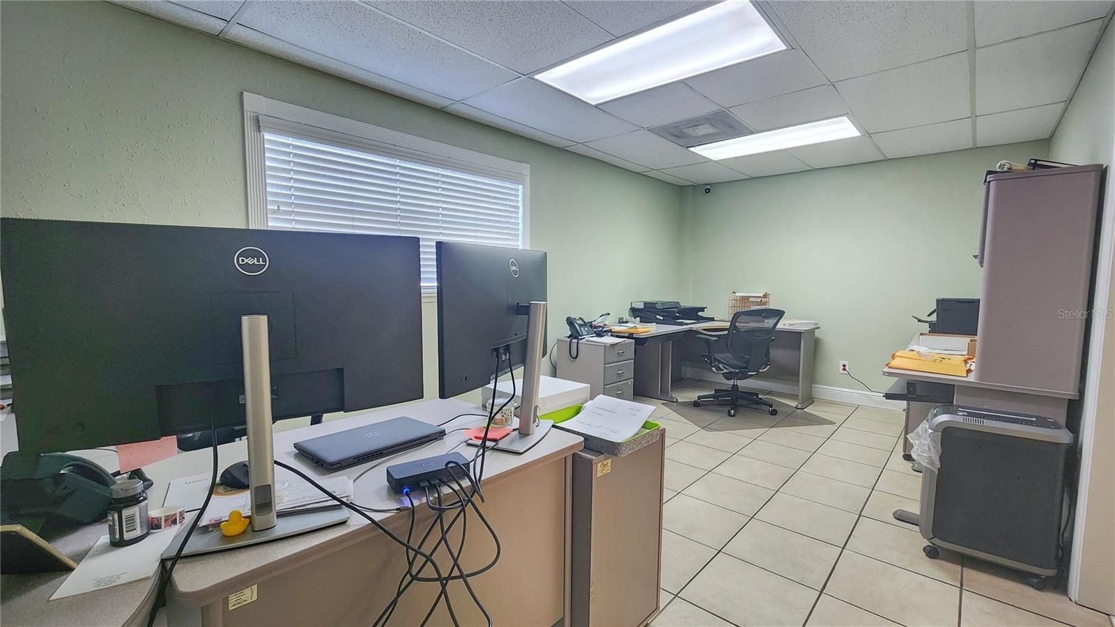 6802 COMMERCE AVE, PORT RICHEY, FL, 34668