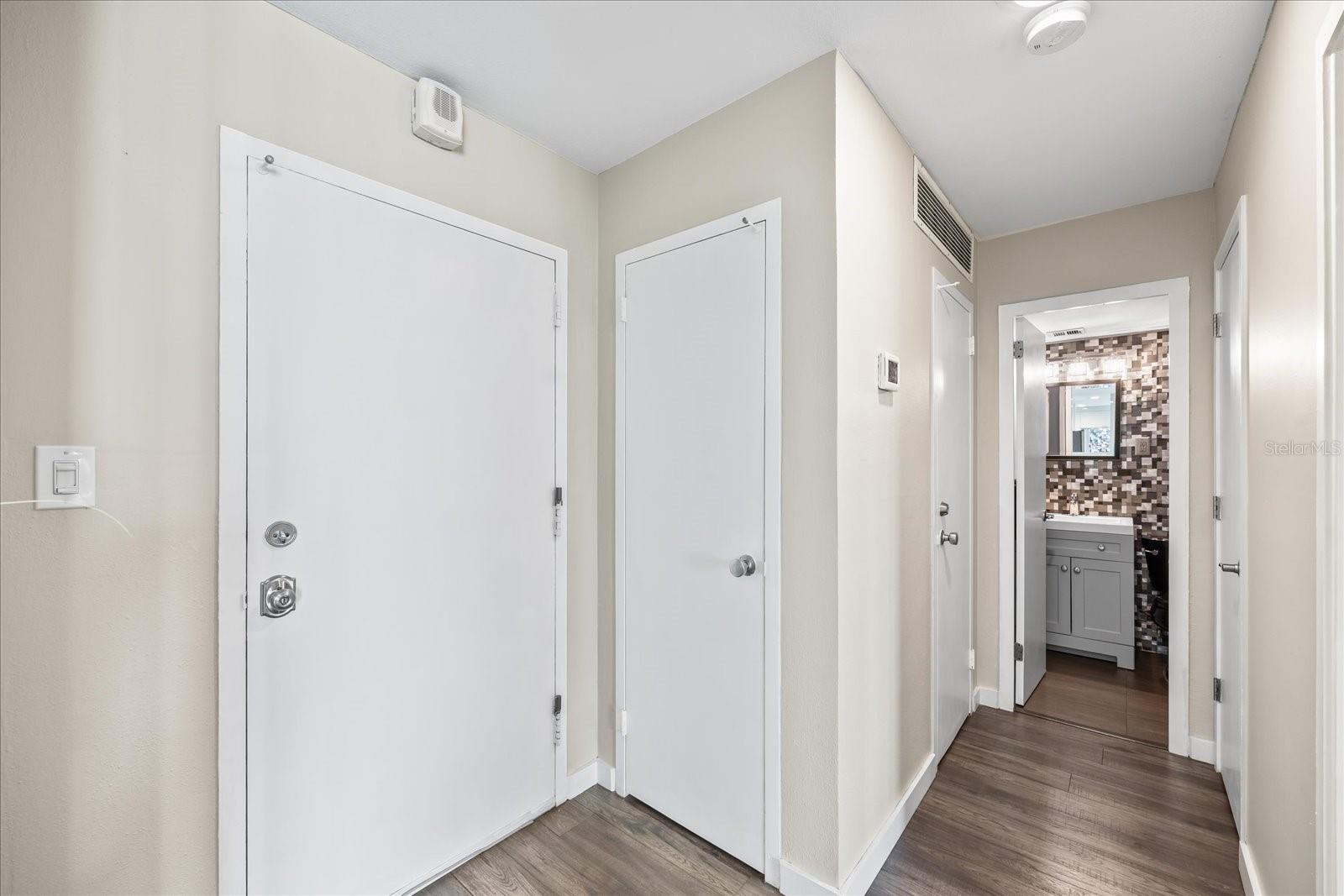 7200 SUNSHINE SKYWAY LN S #16G, ST PETERSBURG, FL, 33711