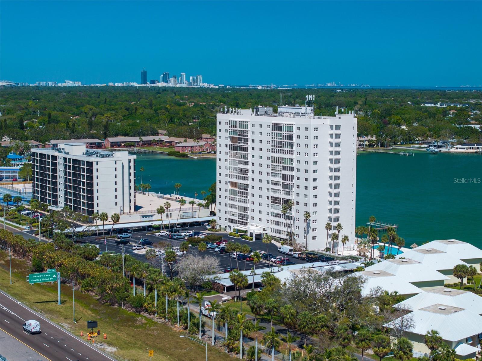 7200 SUNSHINE SKYWAY LN S #16G, ST PETERSBURG, FL, 33711