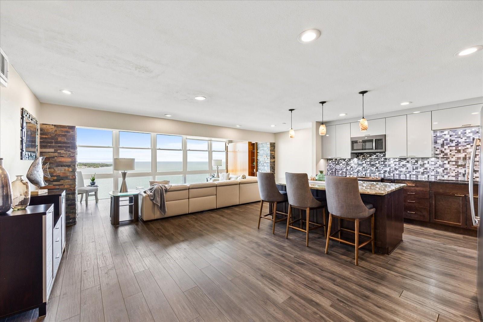 7200 SUNSHINE SKYWAY LN S #16G, ST PETERSBURG, FL, 33711