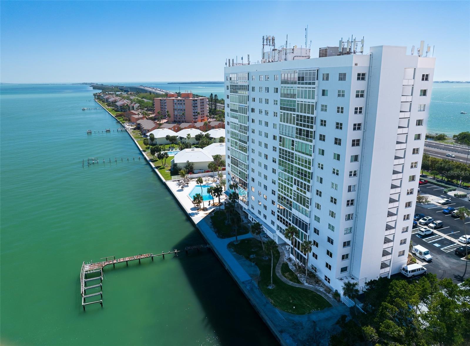7200 SUNSHINE SKYWAY LN S #16G, ST PETERSBURG, FL, 33711
