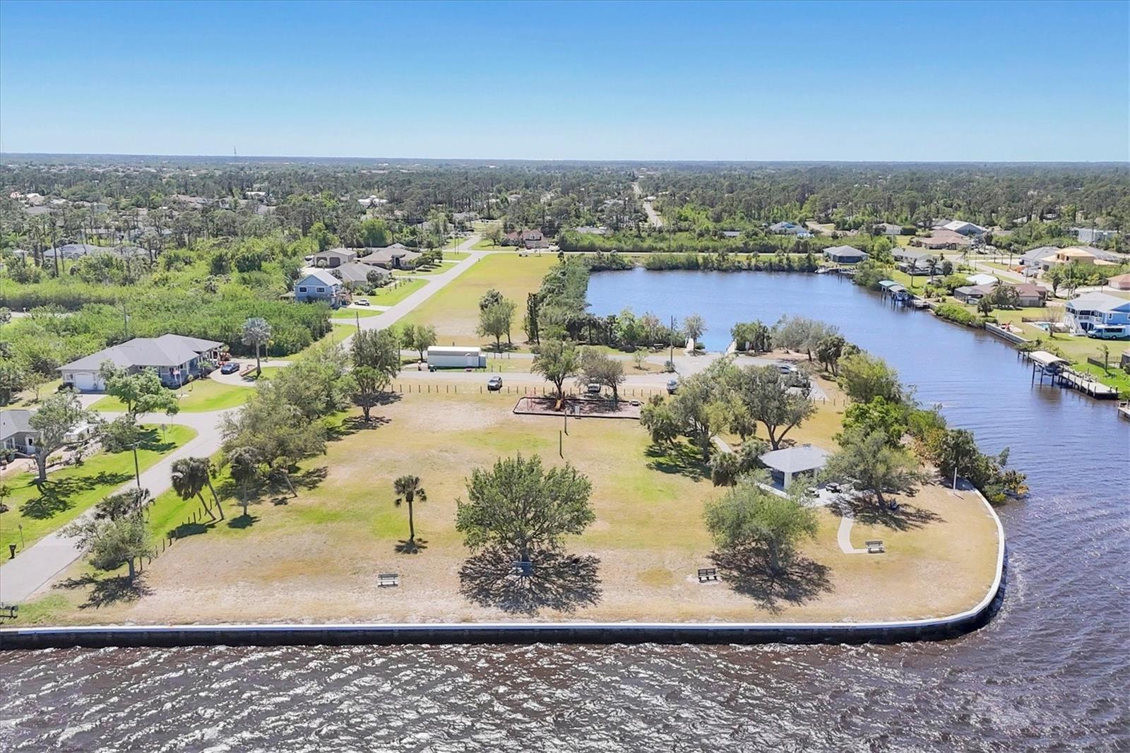 2441 VANCE TER, PORT CHARLOTTE, FL, 33981