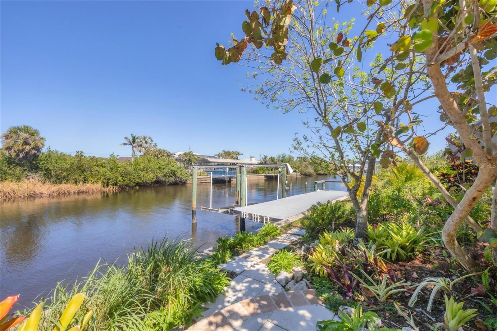 2441 VANCE TER, PORT CHARLOTTE, FL, 33981