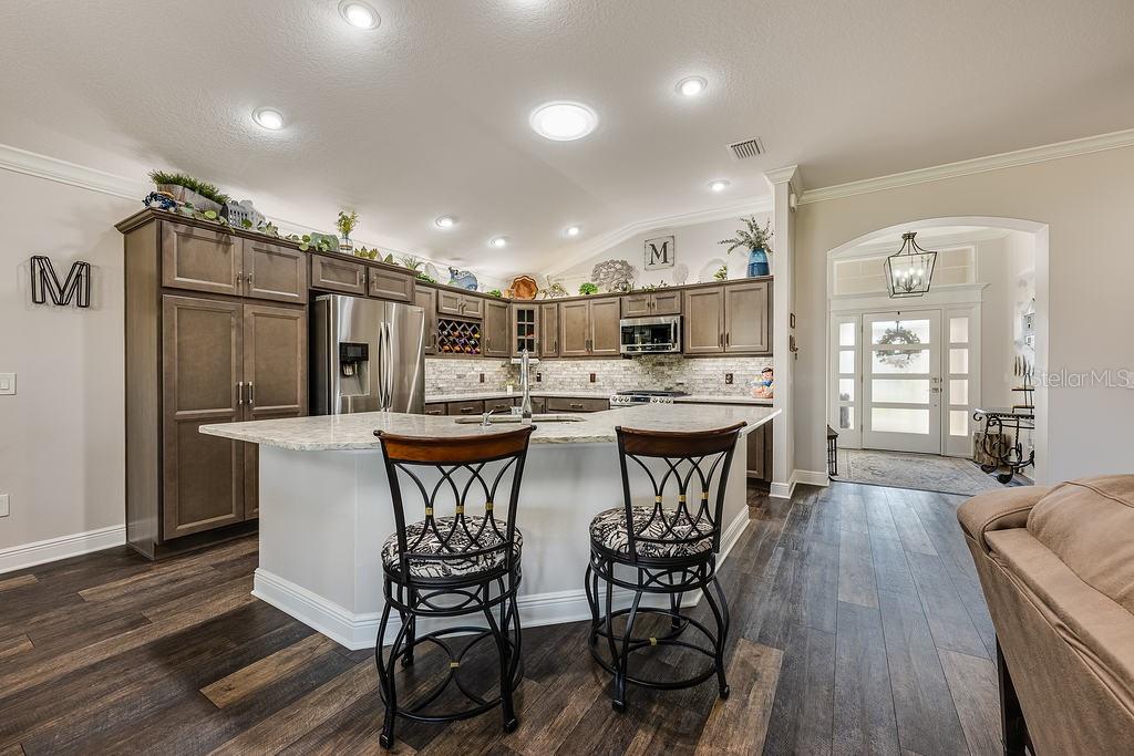 5729 HICKEY WAY, THE VILLAGES, FL, 32163