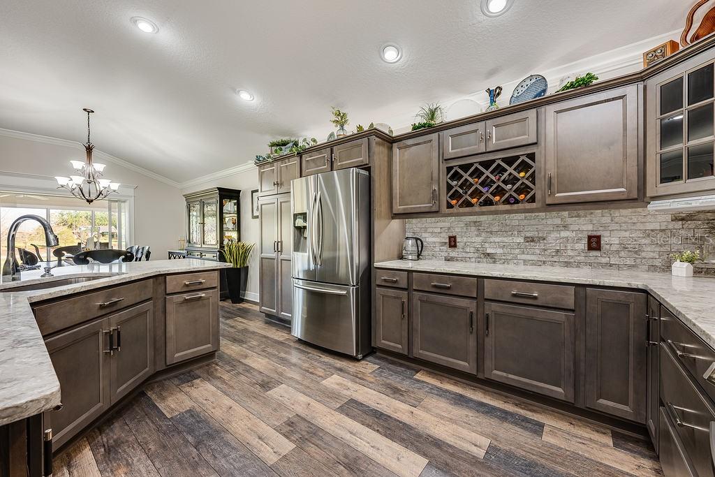 5729 HICKEY WAY, THE VILLAGES, FL, 32163