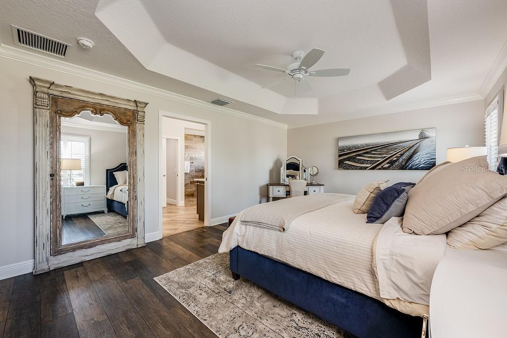 5729 HICKEY WAY, THE VILLAGES, FL, 32163