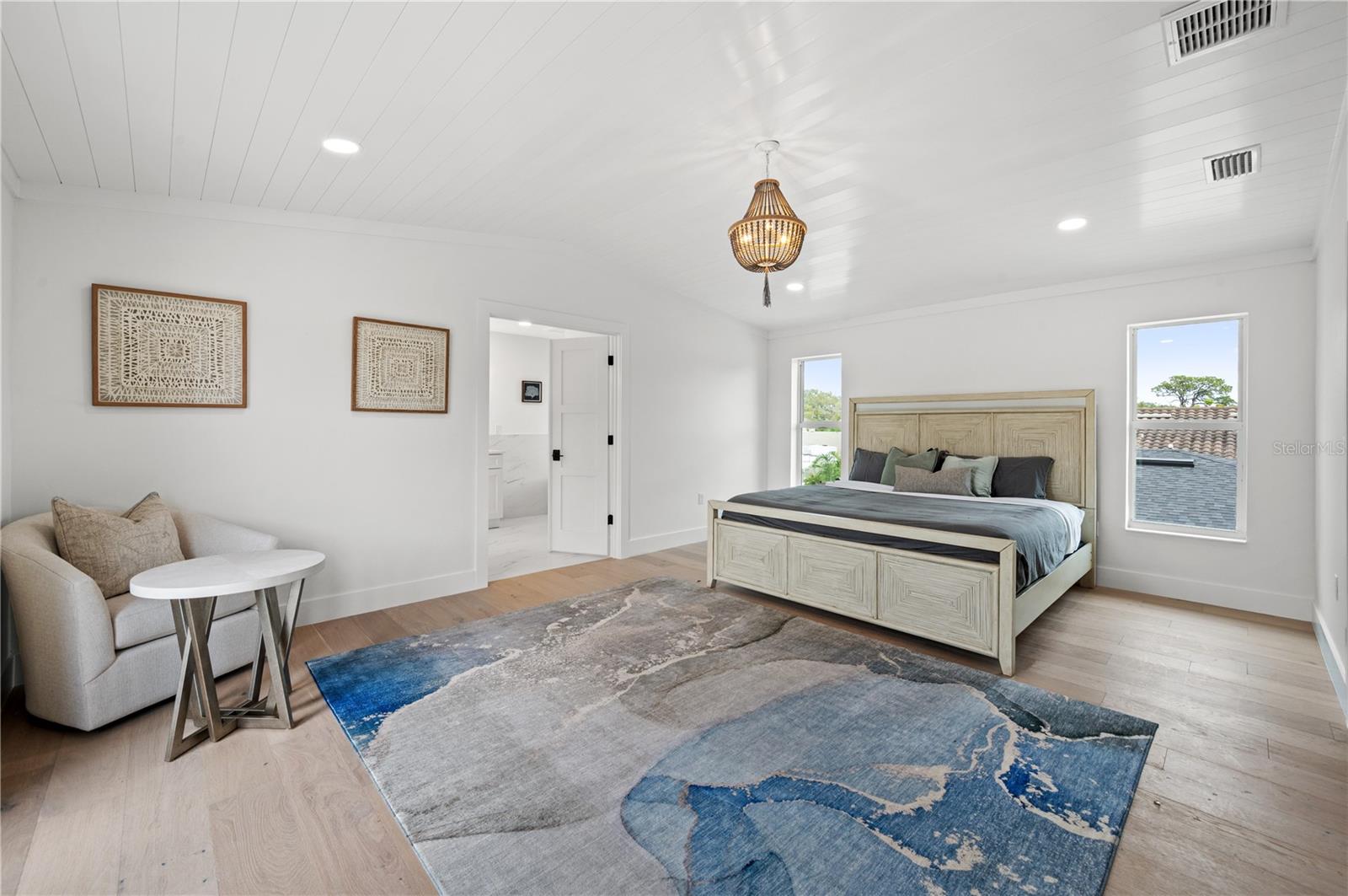 1647 SIESTA DR, SARASOTA, FL, 34239