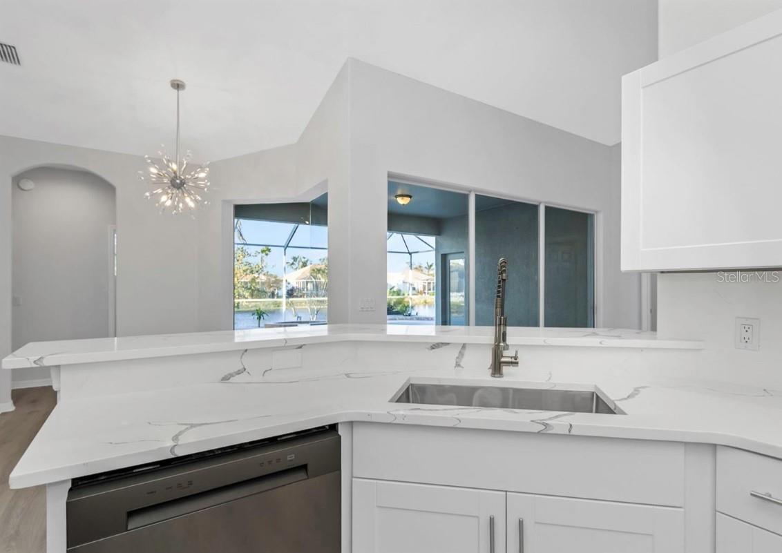 6741 64TH TER E, BRADENTON, FL, 34203