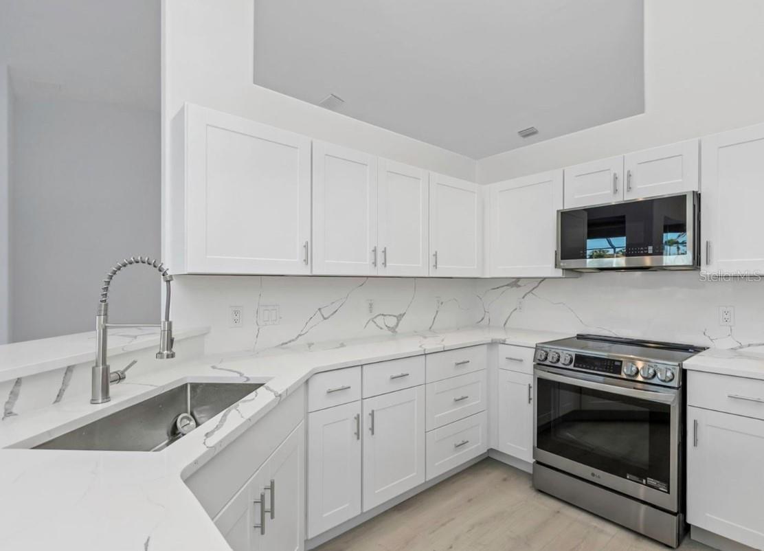 6741 64TH TER E, BRADENTON, FL, 34203
