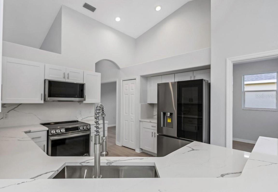 6741 64TH TER E, BRADENTON, FL, 34203