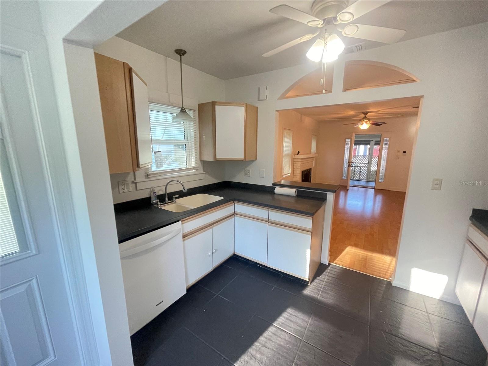 1231 HIGHLAND ST N, ST PETERSBURG, FL, 33701