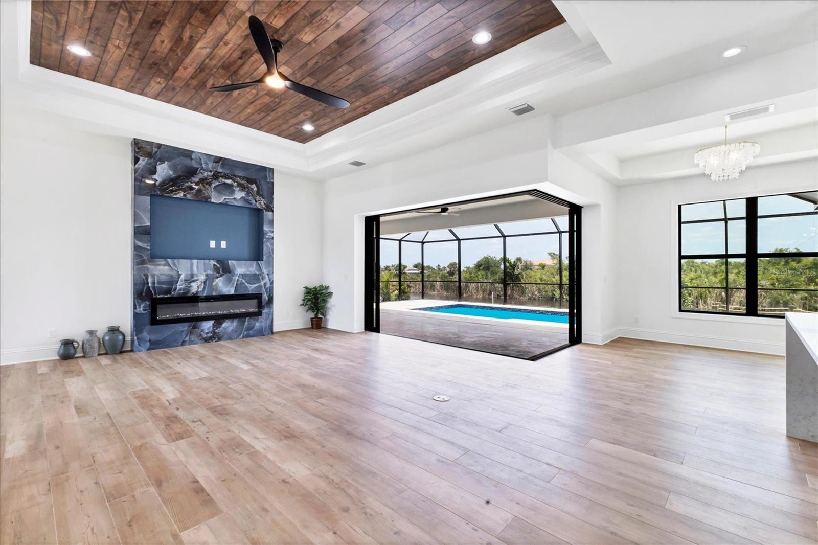 9514 SNAPPER CIR, PORT CHARLOTTE, FL, 33981