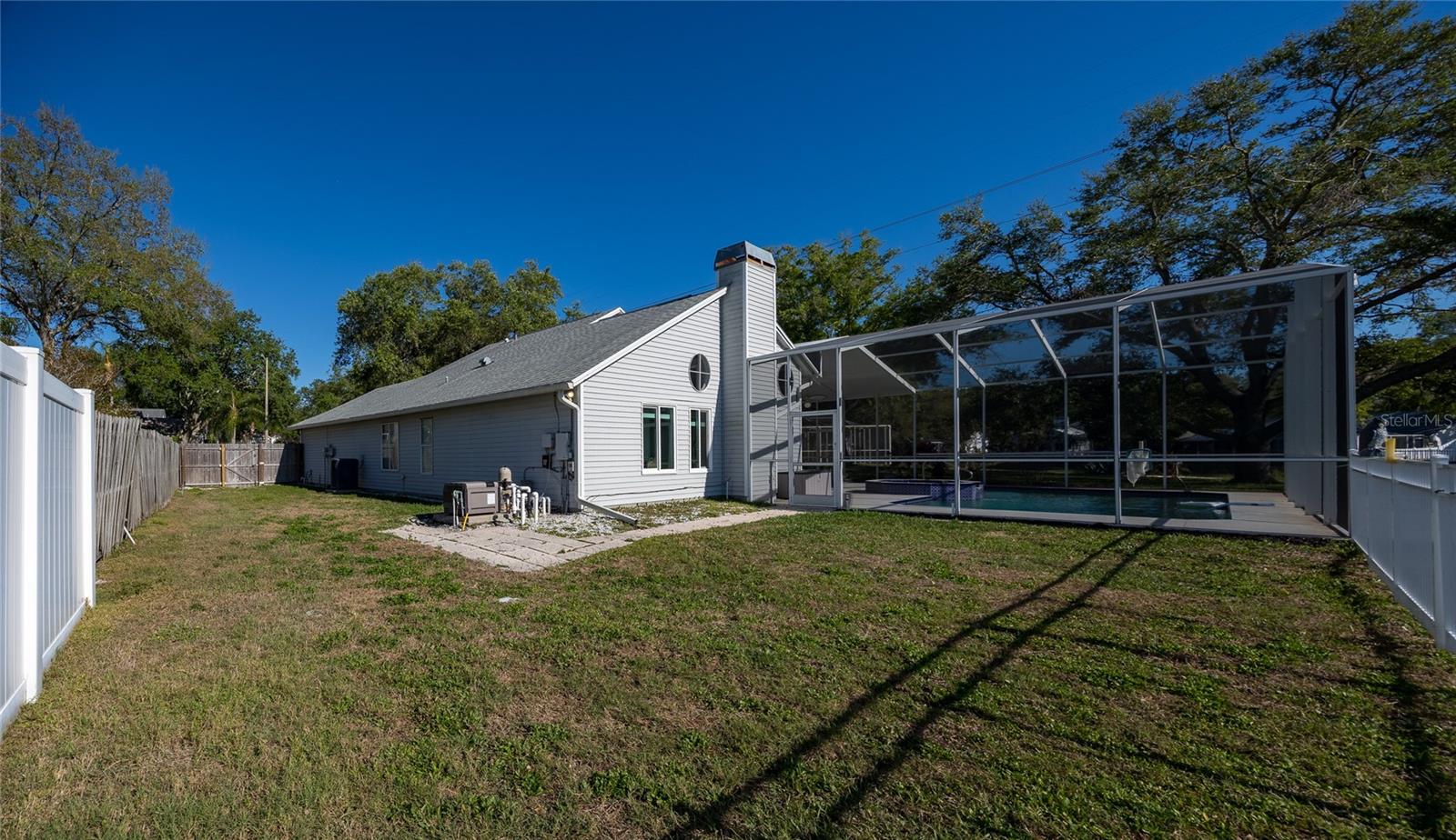 818 EDGEHILL DR, PALM HARBOR, FL, 34684
