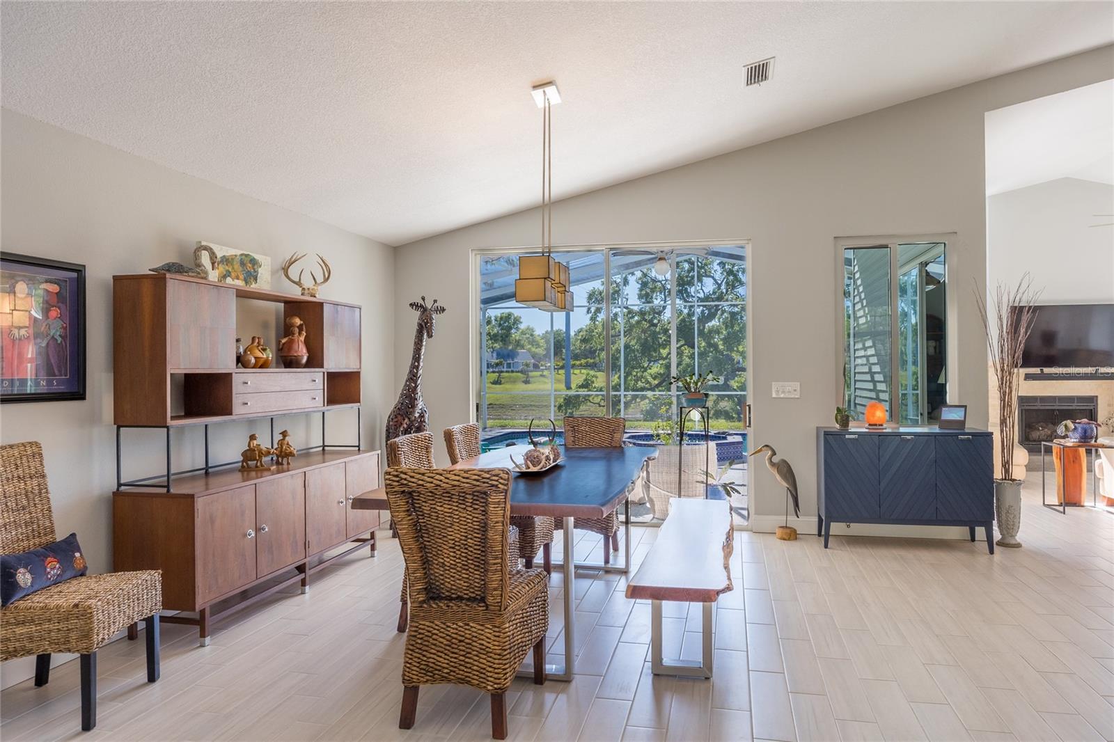 818 EDGEHILL DR, PALM HARBOR, FL, 34684