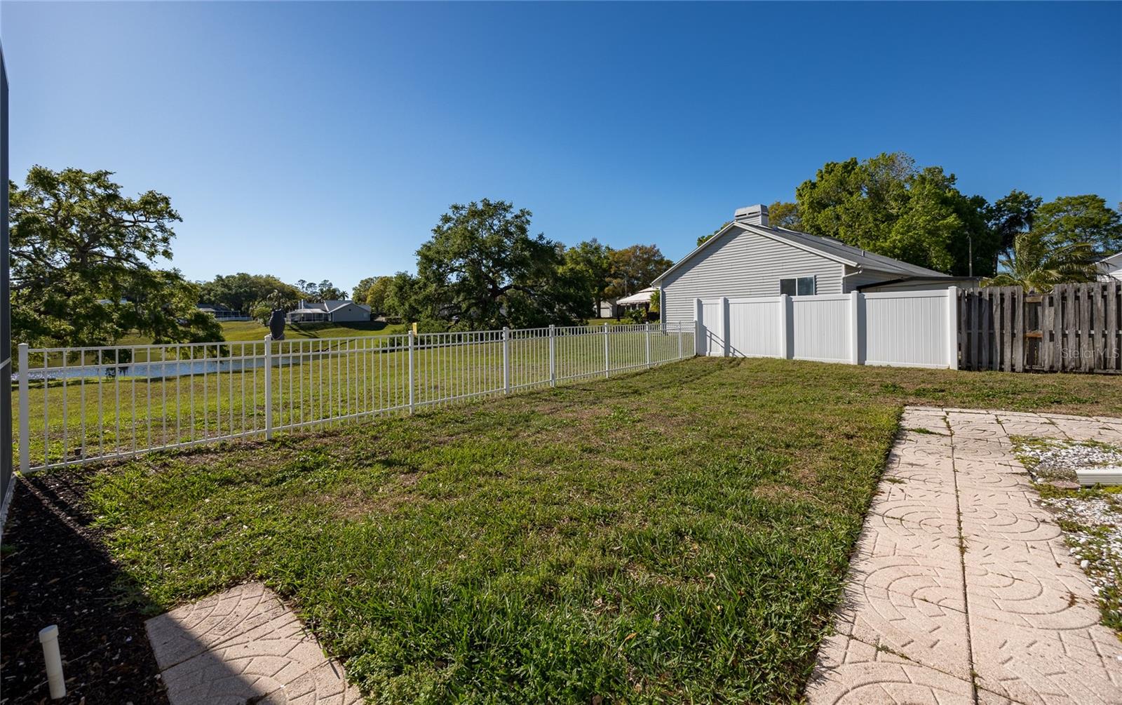 818 EDGEHILL DR, PALM HARBOR, FL, 34684