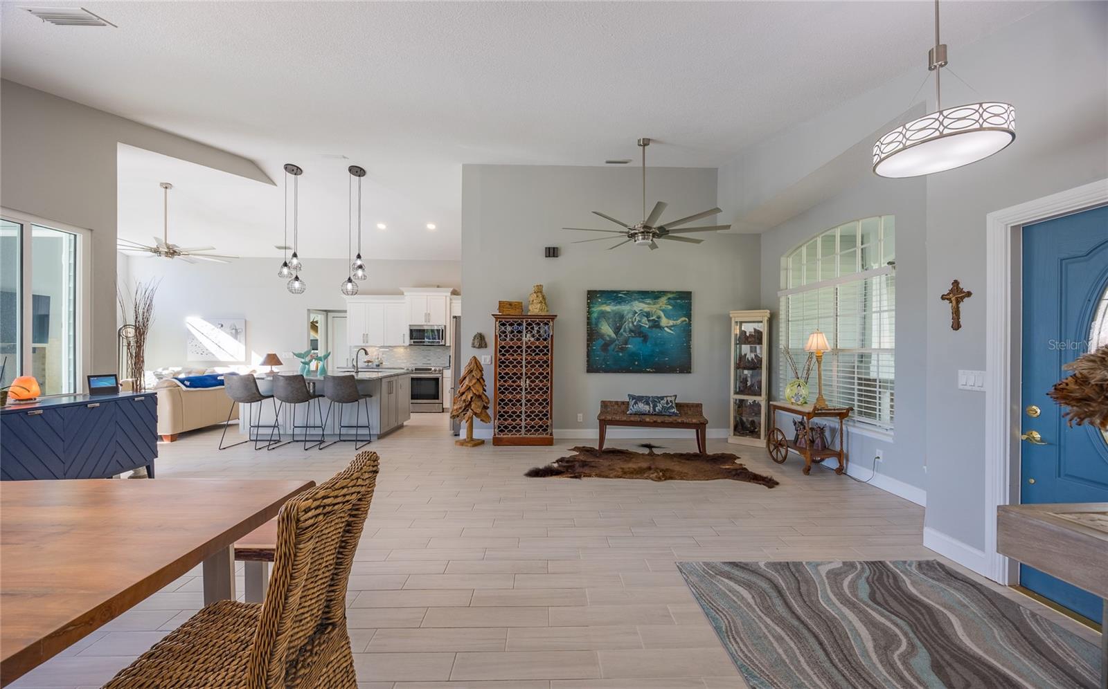818 EDGEHILL DR, PALM HARBOR, FL, 34684