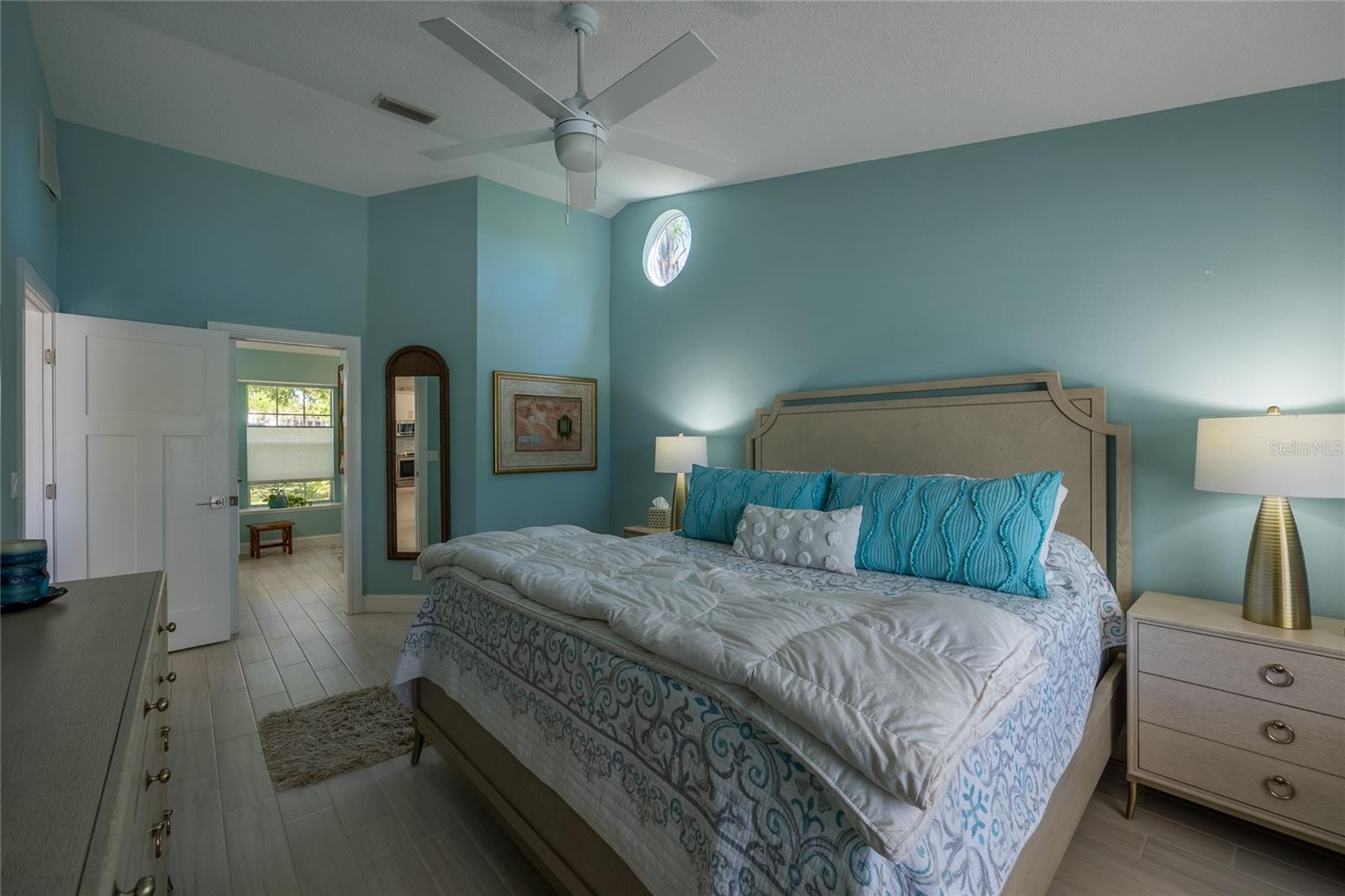 818 EDGEHILL DR, PALM HARBOR, FL, 34684