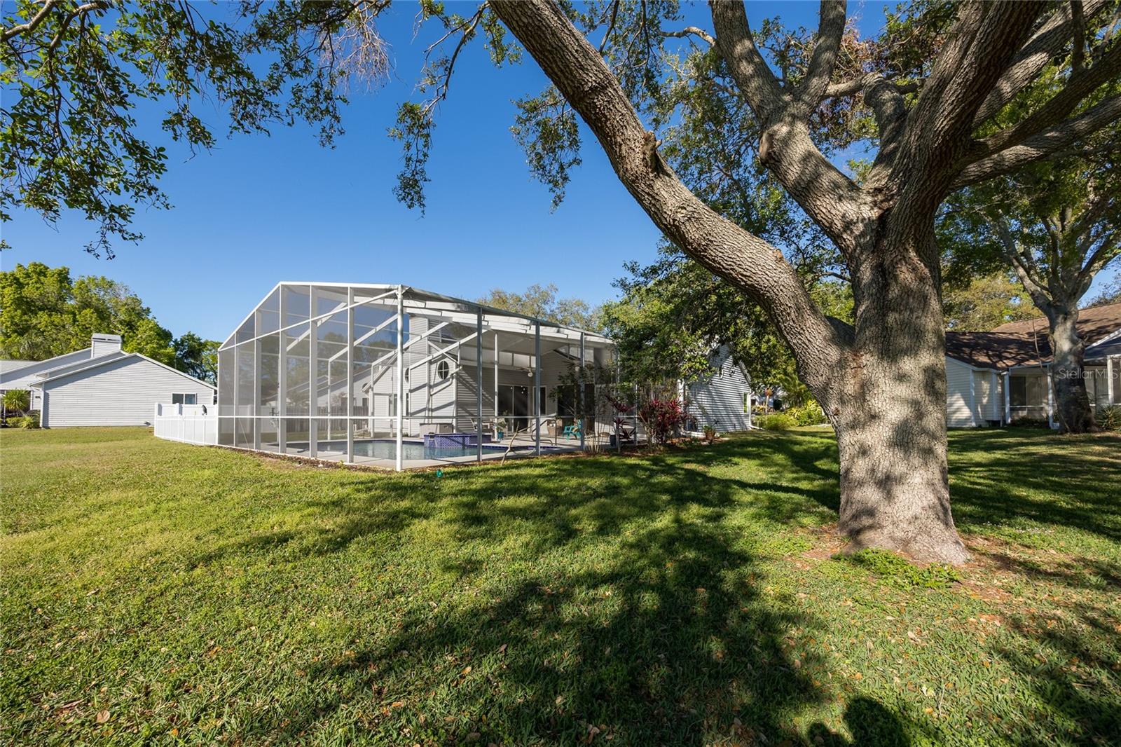 818 EDGEHILL DR, PALM HARBOR, FL, 34684
