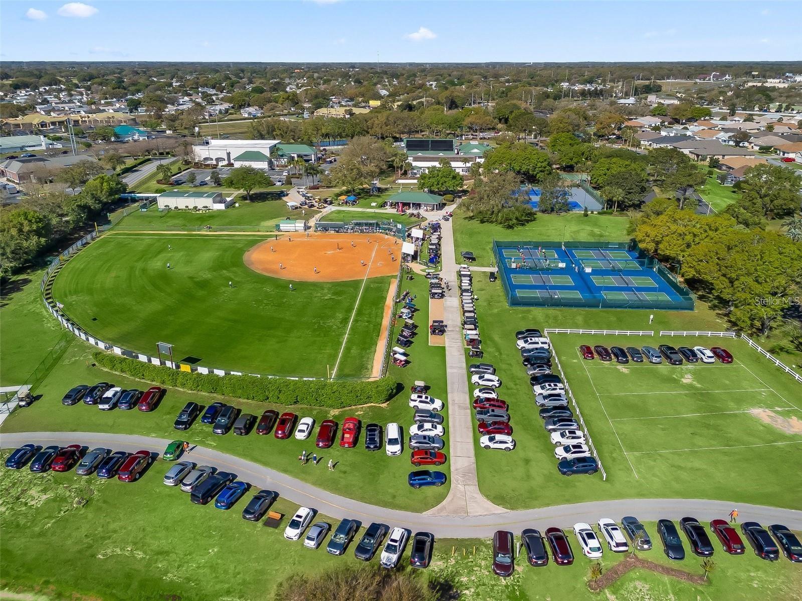 12136 SE 176TH LOOP, SUMMERFIELD, FL, 34491