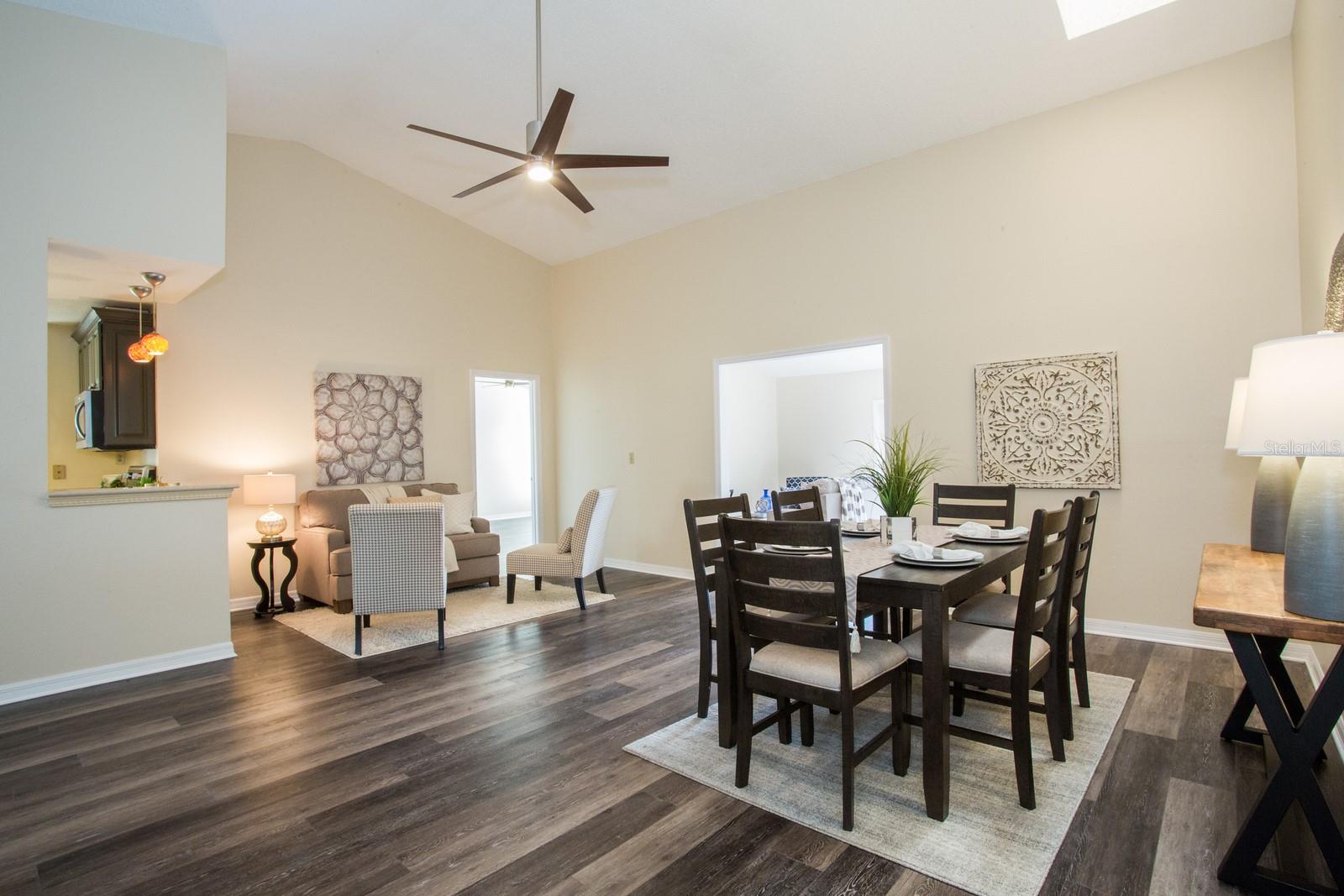 515 PADUA CIR NE, ST PETERSBURG, FL, 33703