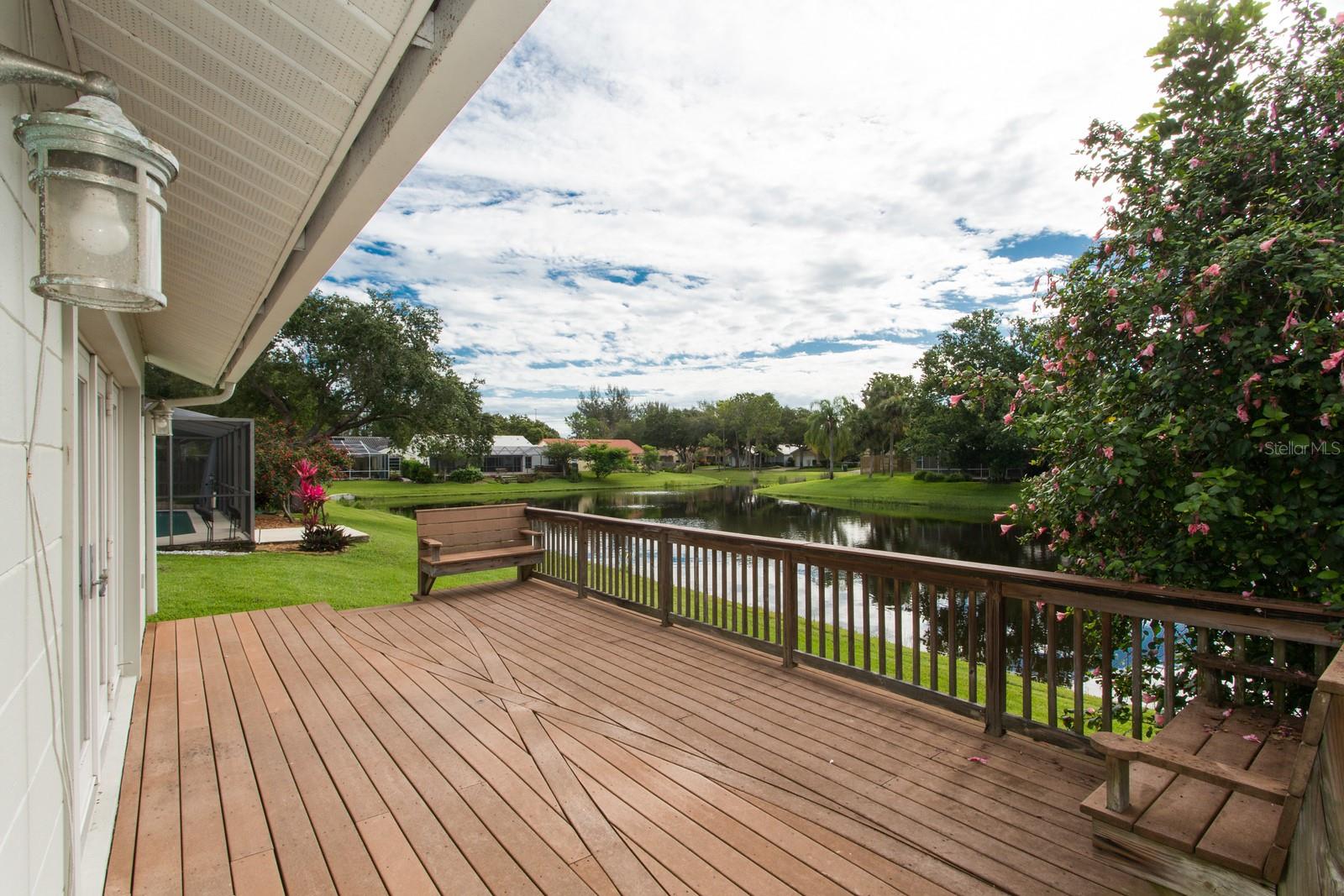 515 PADUA CIR NE, ST PETERSBURG, FL, 33703
