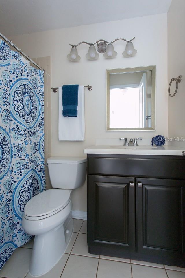 515 PADUA CIR NE, ST PETERSBURG, FL, 33703