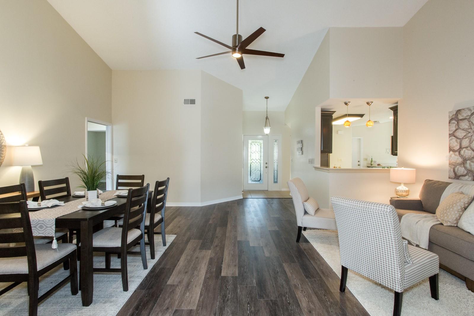 515 PADUA CIR NE, ST PETERSBURG, FL, 33703