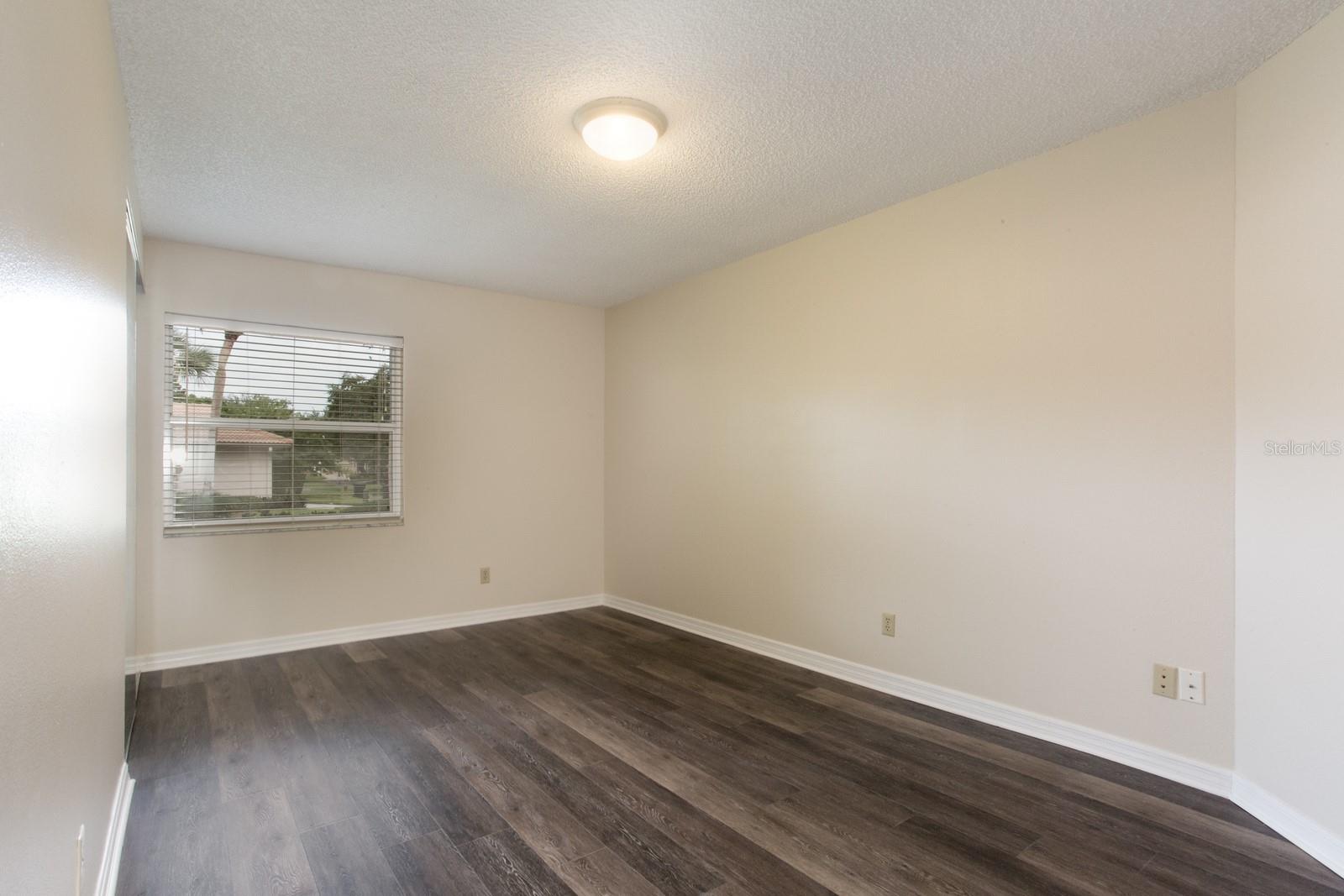 515 PADUA CIR NE, ST PETERSBURG, FL, 33703