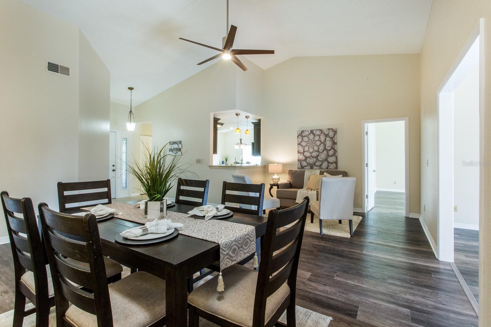 515 PADUA CIR NE, ST PETERSBURG, FL, 33703