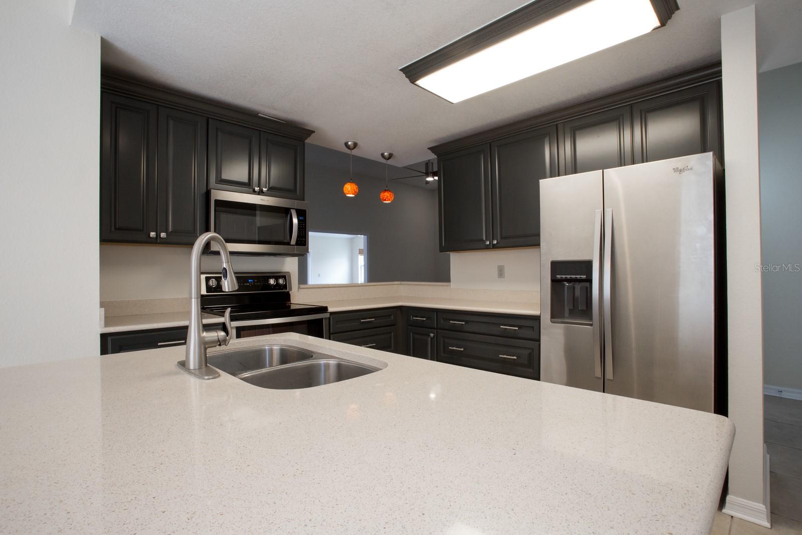 515 PADUA CIR NE, ST PETERSBURG, FL, 33703