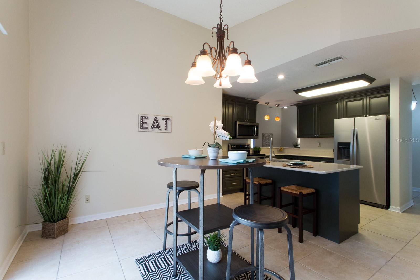 515 PADUA CIR NE, ST PETERSBURG, FL, 33703
