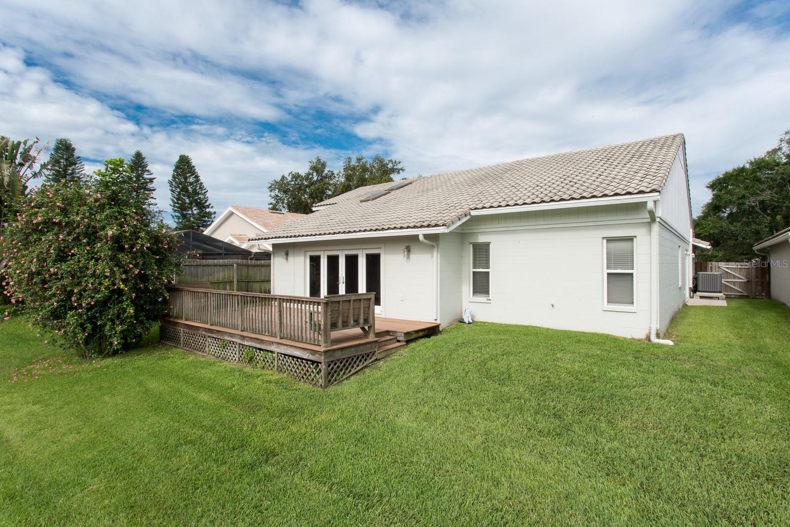 515 PADUA CIR NE, ST PETERSBURG, FL, 33703