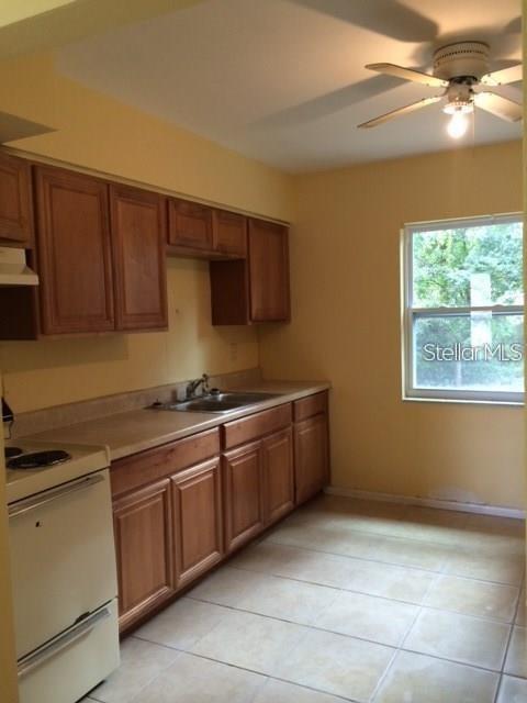 720 E SPRUCE ST, TARPON SPRINGS, FL, 34689