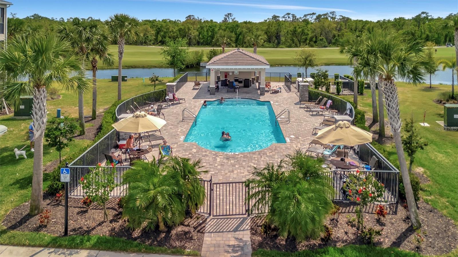 17626 GAWTHROP DR #305, BRADENTON, FL, 34211