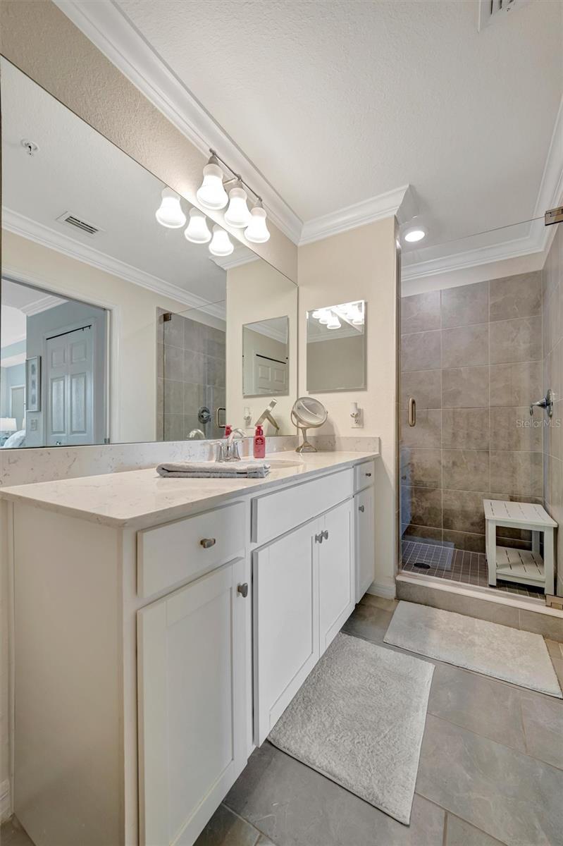 17626 GAWTHROP DR #305, BRADENTON, FL, 34211