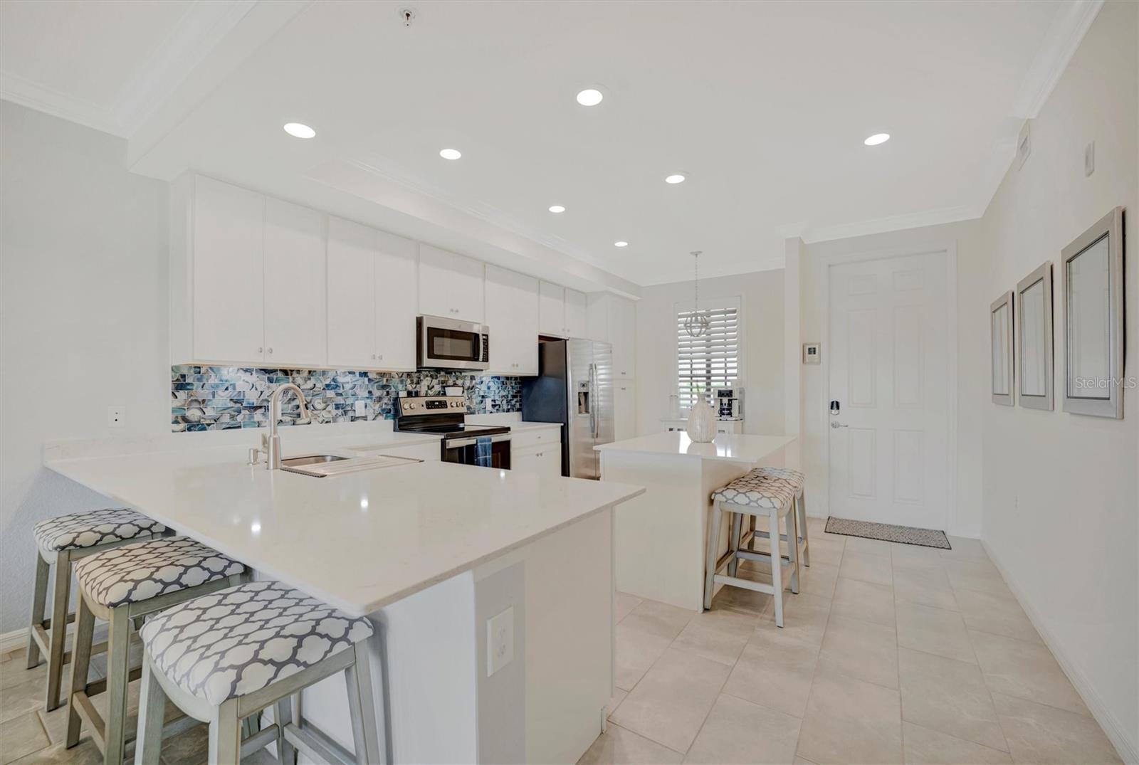 17626 GAWTHROP DR #305, BRADENTON, FL, 34211