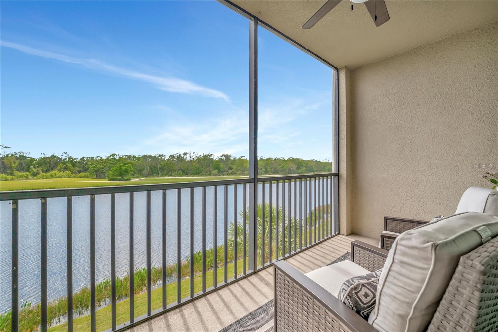 17626 GAWTHROP DR #305, BRADENTON, FL, 34211