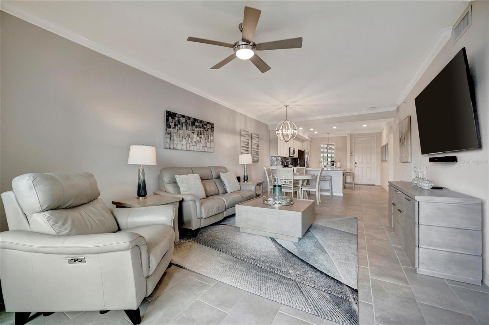 17626 GAWTHROP DR #305, BRADENTON, FL, 34211