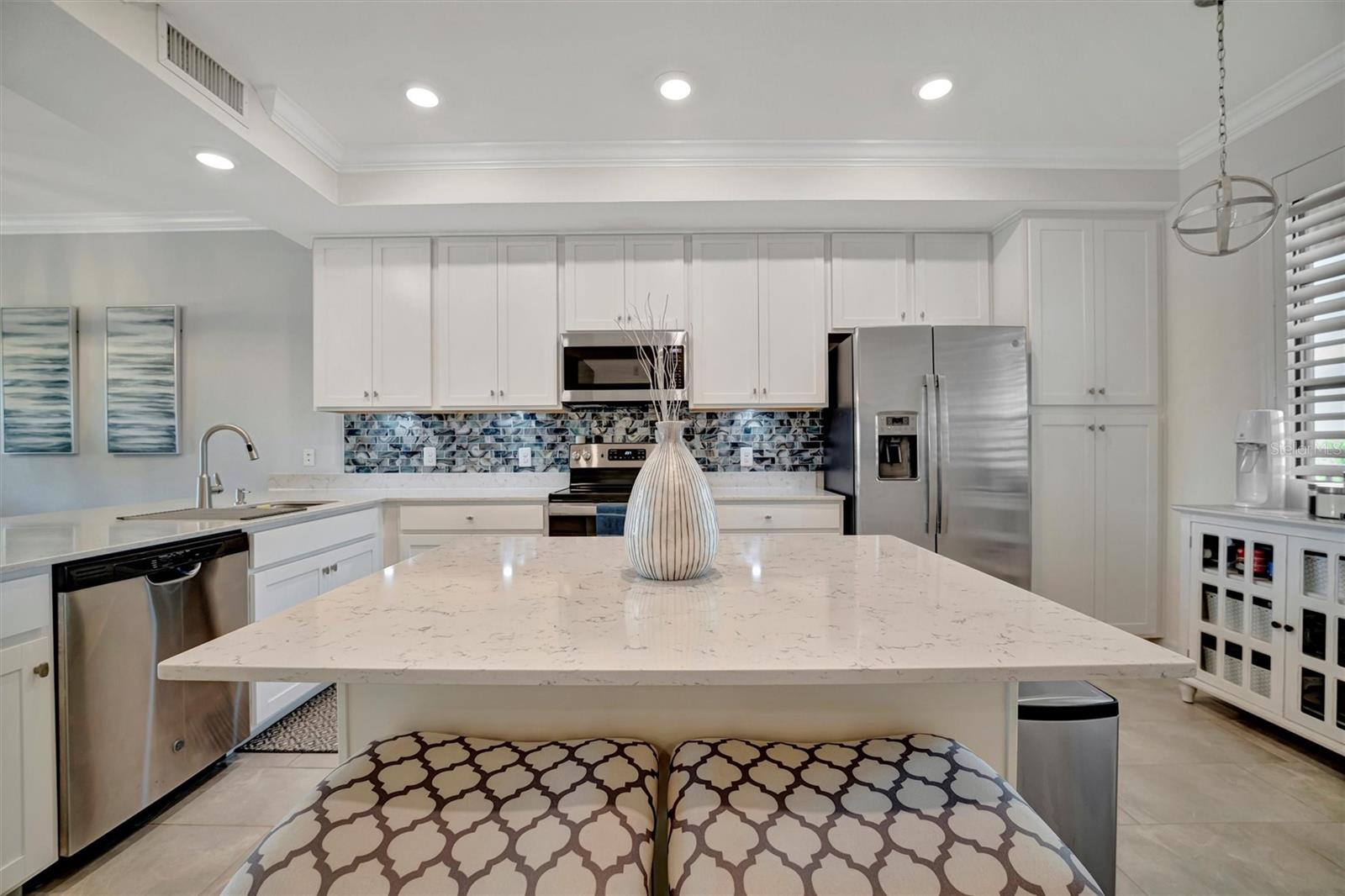 17626 GAWTHROP DR #305, BRADENTON, FL, 34211