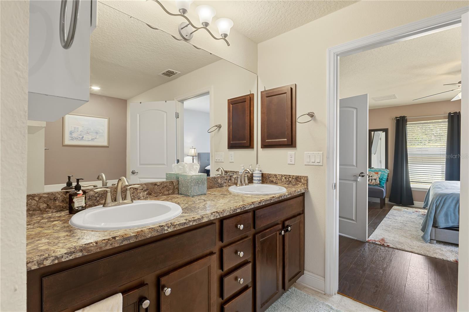 33845 EMERALD POND LOOP, LEESBURG, FL, 34788